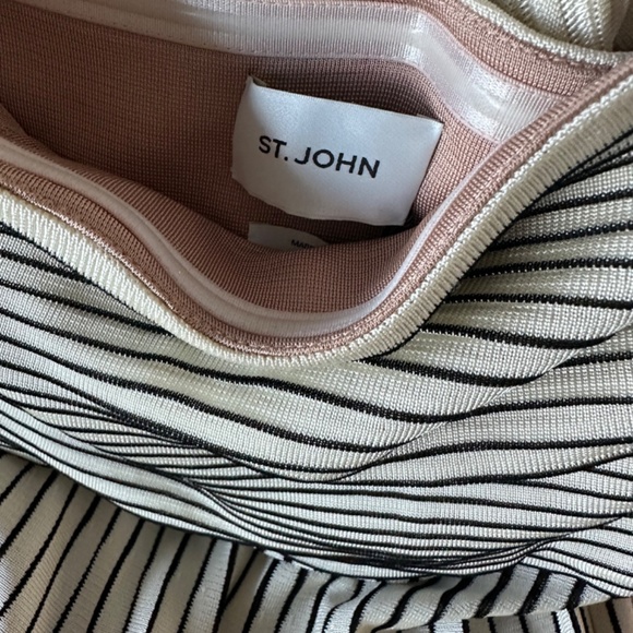 St. John Maxi Dress - Picture 2 of 4